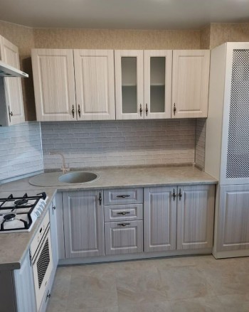 Модульная кухня Империя 1,8 м (Белый Эмалит/Серый) в Большой Мурте - bolshaya-murta.mebel54.com | фото