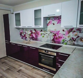 Модульная кухня Капля 2,9 м (Кофе с молоком глянец/Серый) в Большой Мурте - bolshaya-murta.mebel54.com | фото